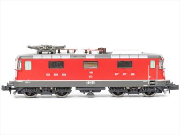 Kato / Hobbytrain H3023  E-Lok Re4/4 II 1.Serie SBB Ep.V rot Halogenscheinw