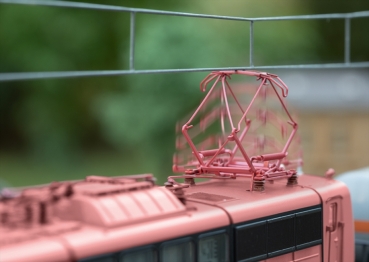 Märklin 039136 E-Lok BR 151DB MHI