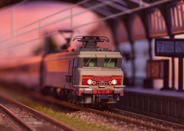 Preview: Trix 16612 Elektrolokomotive Serie CC 6500