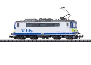 Preview: Minitrix 16884 Elektrolokomotive Reihe Re 420