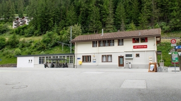 Noch 66005 Bahnhof Bergün L.C. H0