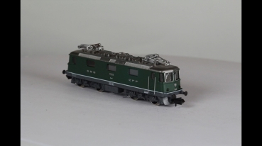 Arnold 2409 Re4/4 II 11359 Spur N analog