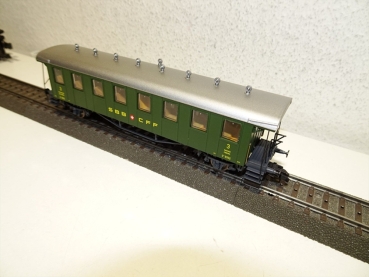 Liliput 244-50 Personenwagen SBB 3 Kl. mit Schaffn