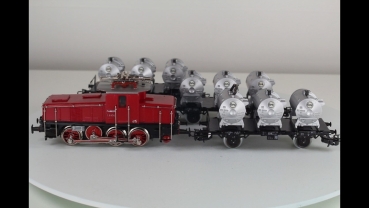 Märklin 2847 Rangierlok mit 3 Behälterwagen analog