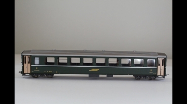 Bemo 3251 Personenwagen 2Klasse RHB B2347 grün 