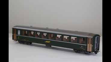 Preview: Bemo 3251 Personenwagen 2Klasse RHB B2347 grün 