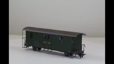 Preview: Bemo3264-1 Gepäckwagen RhB D4028 grün