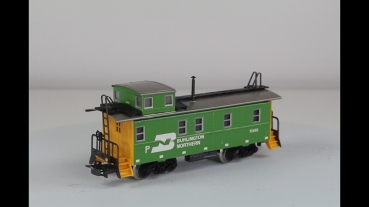 Märklin 4775 Caboose Begleitwagen grün-gelb