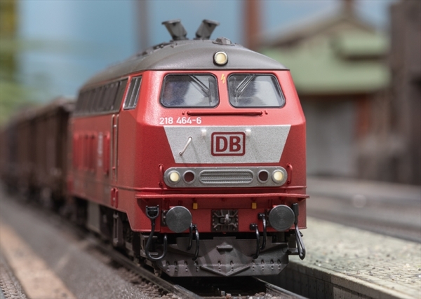 Märklin 039217 Diesellokomotive Baureihe 218