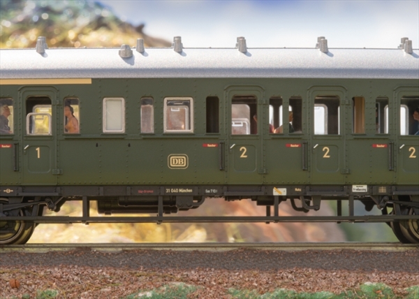 Märklin 043144  Personen-Wagenset zur E 44.5