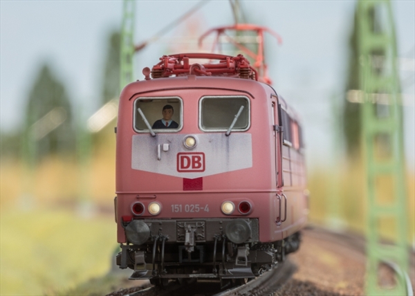 Märklin 039136 E-Lok BR 151DB MHI