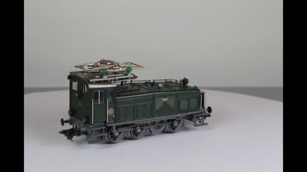 Märklin 36332-01 Ee3/3 E.Lok SBB AC-mfx sound