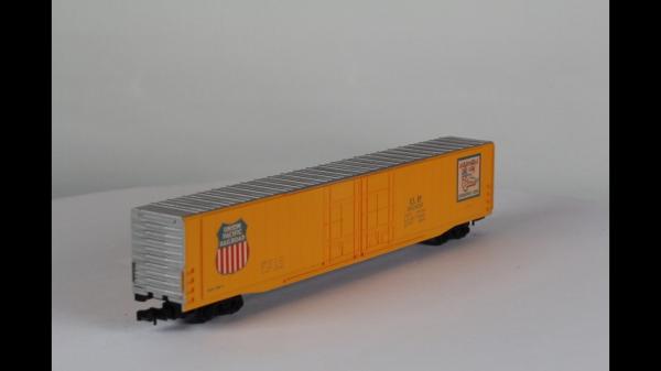 Arnold 0404 Gedekter Güterwagen Union Pacific N DC