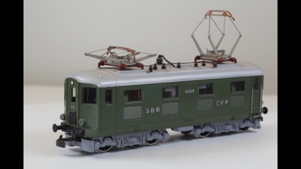 Kleinbahn 10005-1 Re4/4 grün analog DC
