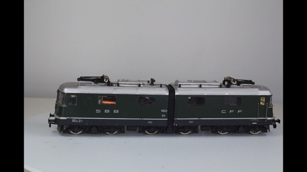 Hag 200-3 Re6/6 Gelenklok AC analog