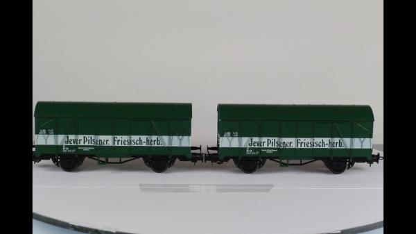 Liliput 22903 Güterwagen Set 2tlg. Jver Pislner DC