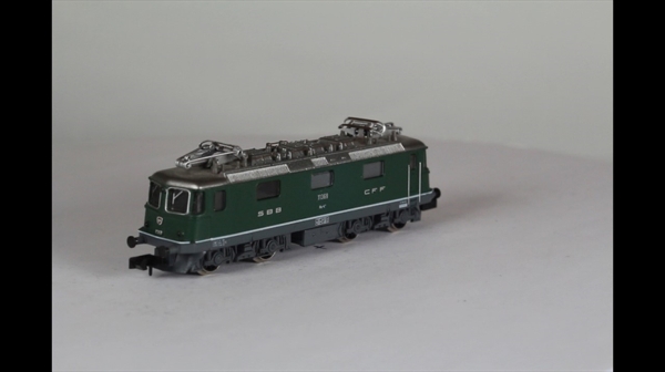 Arnold 2409 Re4/4 II 11359 Spur N analog