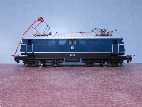 Trix Express 2443 E-Lok DC analog