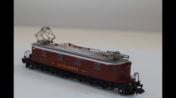 Metropolitan 3000-12 Ae6/8 BLS N analog