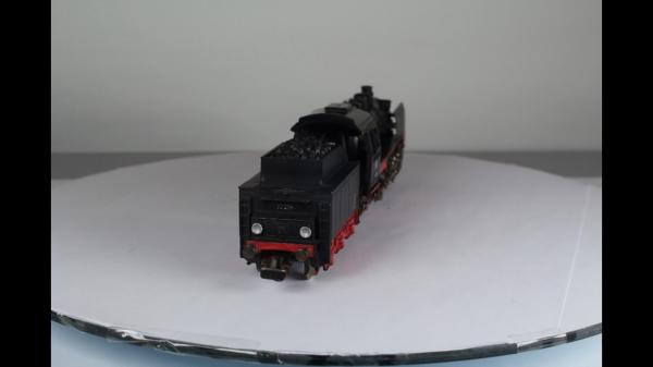 Märklin 3003-3 Dampflok mit Tender BR 24 AC analog