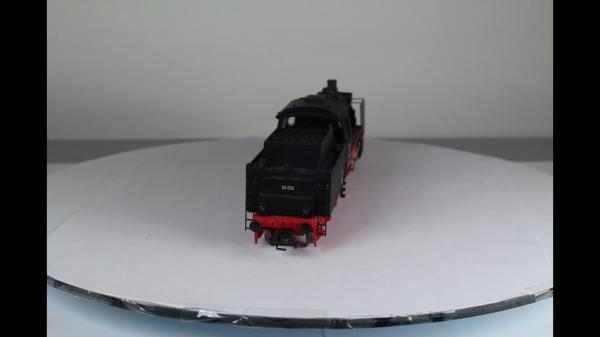 Märklin 3003-4 Dampflok mit Tender BR 24 AC analog