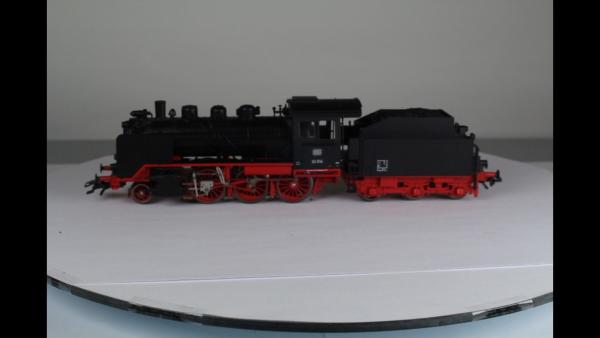 Märklin 3003-4 Dampflok mit Tender BR 24 AC analog