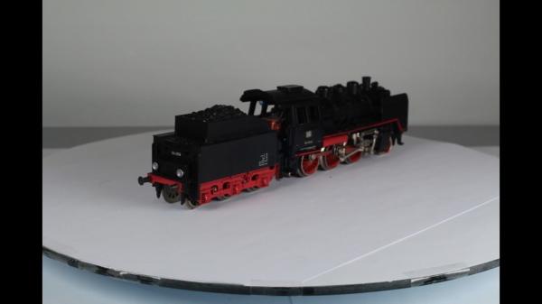 Märklin 3003-7 Dampflok mit Tender BR 24 AC analog