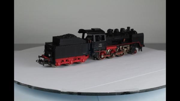 Märklin 3003-8 Dampflok mit Tender AC analog