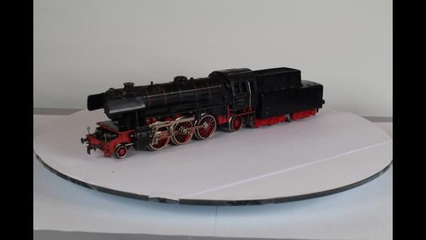 Märklin 3005-3 Dampflok mit Tender  BR 23 analog