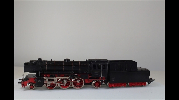 Märklin 3005-5 Dampflok mit Tender  BR 23 analog