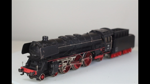 Märklin 3026-3 Dampflok BR 01 analog