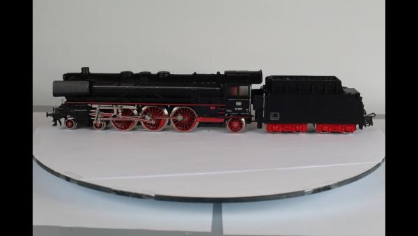 Märklin 3048-5 Dampflok DB 01097 analog 