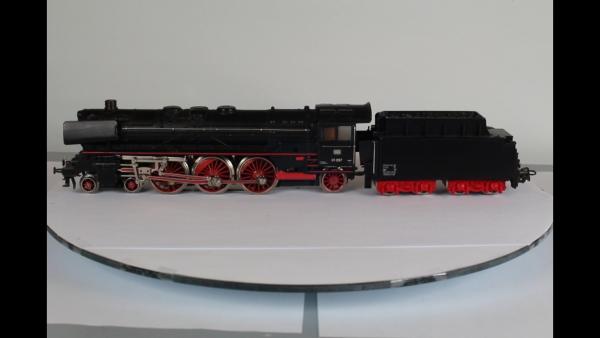 Märklin 3048 Dampflok DB 01097 analog 