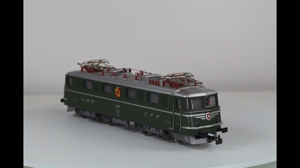 Märklin 3050-12 Ae6/6 Kanton Bern AC-analog