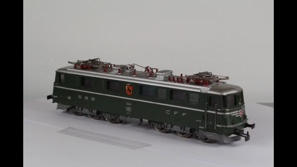 Märklin 3050-4 Ae6/6 Kanton Bern AC-analog