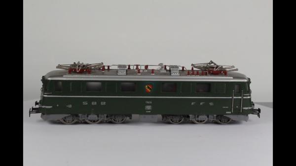 Märklin 3050-5 Ae6/6 Kanton Bern AC-analog