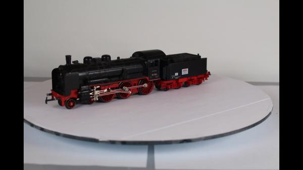 Märklin 3098-2 Dampflok mit Tender BR 38 AC analog