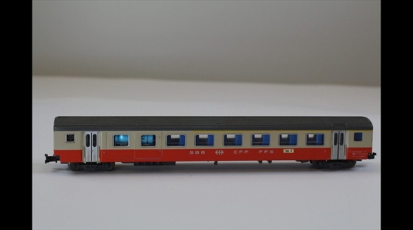 Minitrix 3149 -Wg. Swiss Express 1Kl. Schusslicht rot N