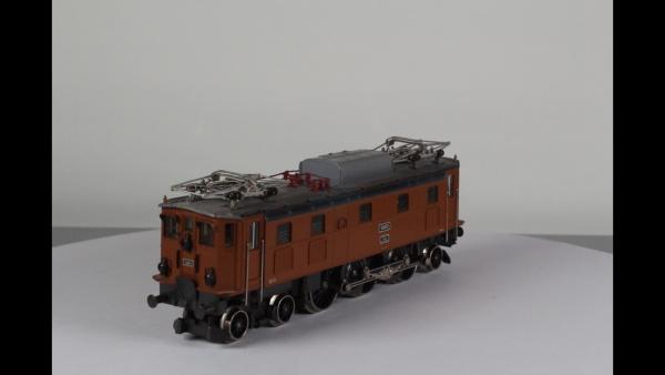 Märklin 3151-2 Ae 3-6 AC analog braun