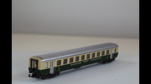 Lima 320806 MiniTrain Pers.-Wagen 2KL. BT