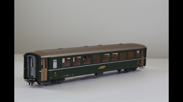 Bemo 3250 Personenwagen 2Klasse RHB B2362 grün 