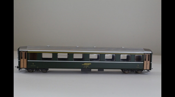 Bemo 3252 Personenwagen 1 Klasse RHB A1226 grün 