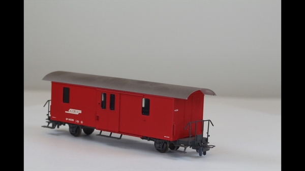 Bemo3264227 Gepäckwagen RhB D4036 rot