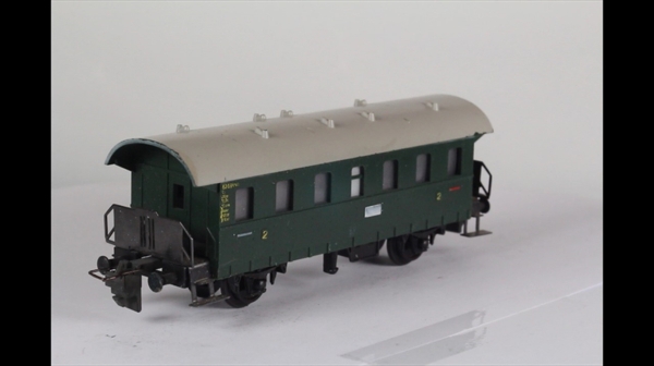 TrixExpress 3303-1 Personenwagen 2 Kl. DC