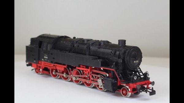 Märklin 3308 Dampflok 85006 BR AC analog