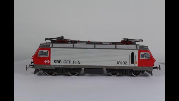 Märklin 3323-2 Re4/4 IV AC analog