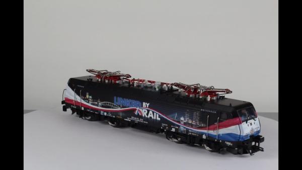 Märklin 39862 E-Lok ES 64 F4-213 AC mfx