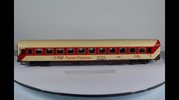 Roco 4227A Personenwagen Tui Ferien Express 