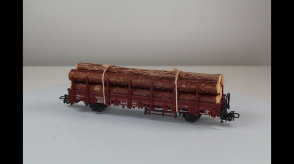 Märklin 4694-2 Rungenwagen mit Holzladung
