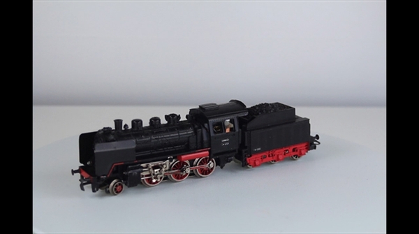 Märklin FM800-1 Dampflok m Tender